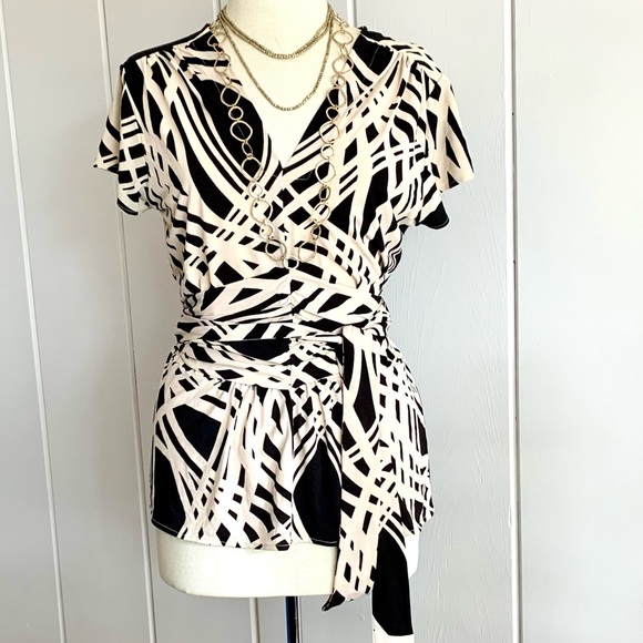 Marc Bouwer Cummerbund Tie Top - Picture 2 of 6